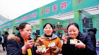 消費(fèi)扶貧直通車(chē) 農(nóng)副產(chǎn)品銷(xiāo)售火熱，特色美食香飄四溢